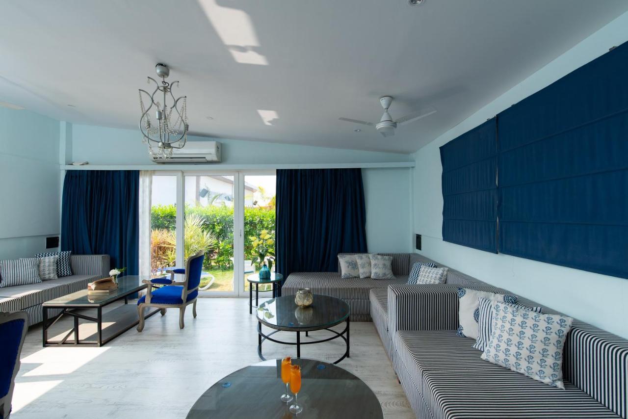 Living Room Beach Resort Морджим Экстерьер фото